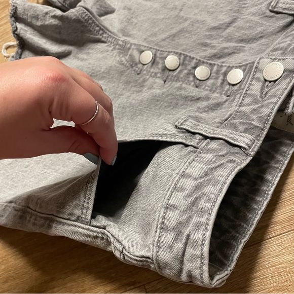 Gray Universal Thread High Rise Shorts - Picture 5 of 6